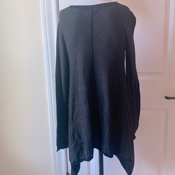 MAX EDITION Tunic Sweater - Picture 7 of 7